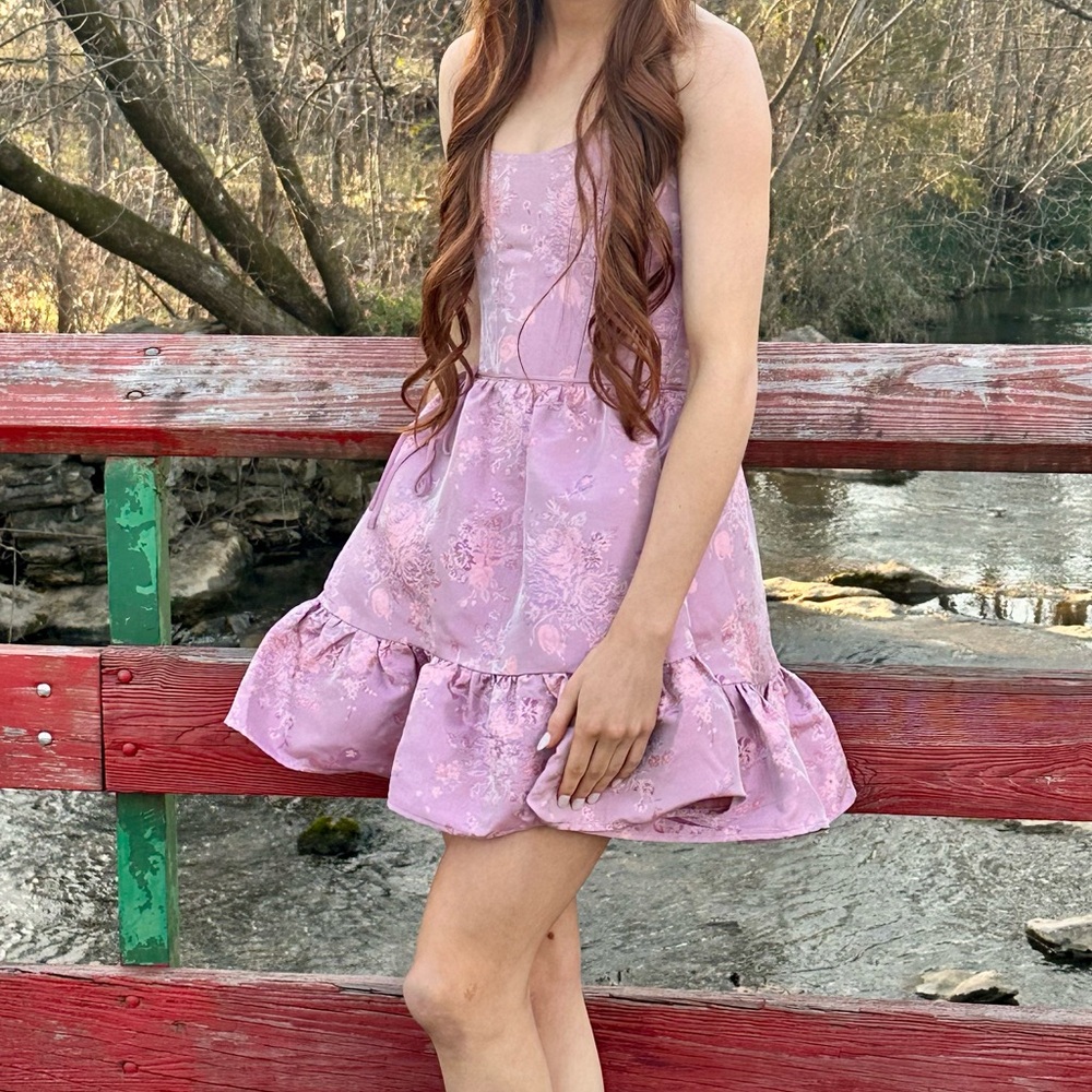 V. Chapman “The Ginny Dress” Homecoming